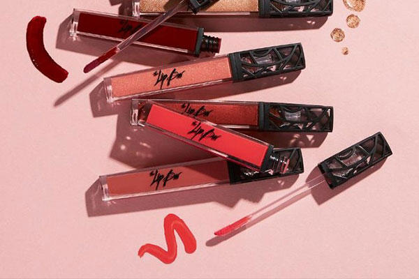 Lip Bar